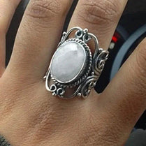 CAOSHI Temperament Lady Vintage Style Finger Ring with Oval Imitation Opal Graceful Female Retro Party Accessories Jewelry Gift - Jewelrieshub